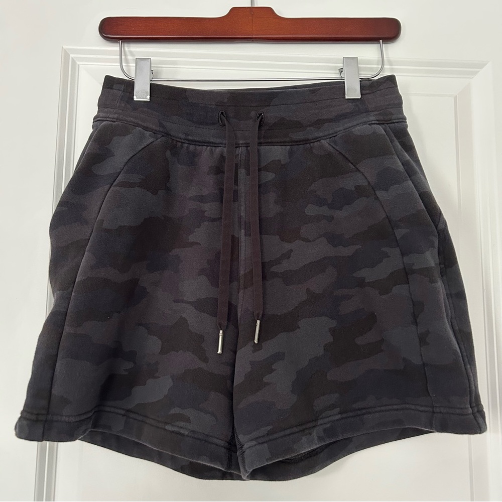 Lululemon Scuba High Rise Heritage Black 365 Camo 5” Sweat Shorts